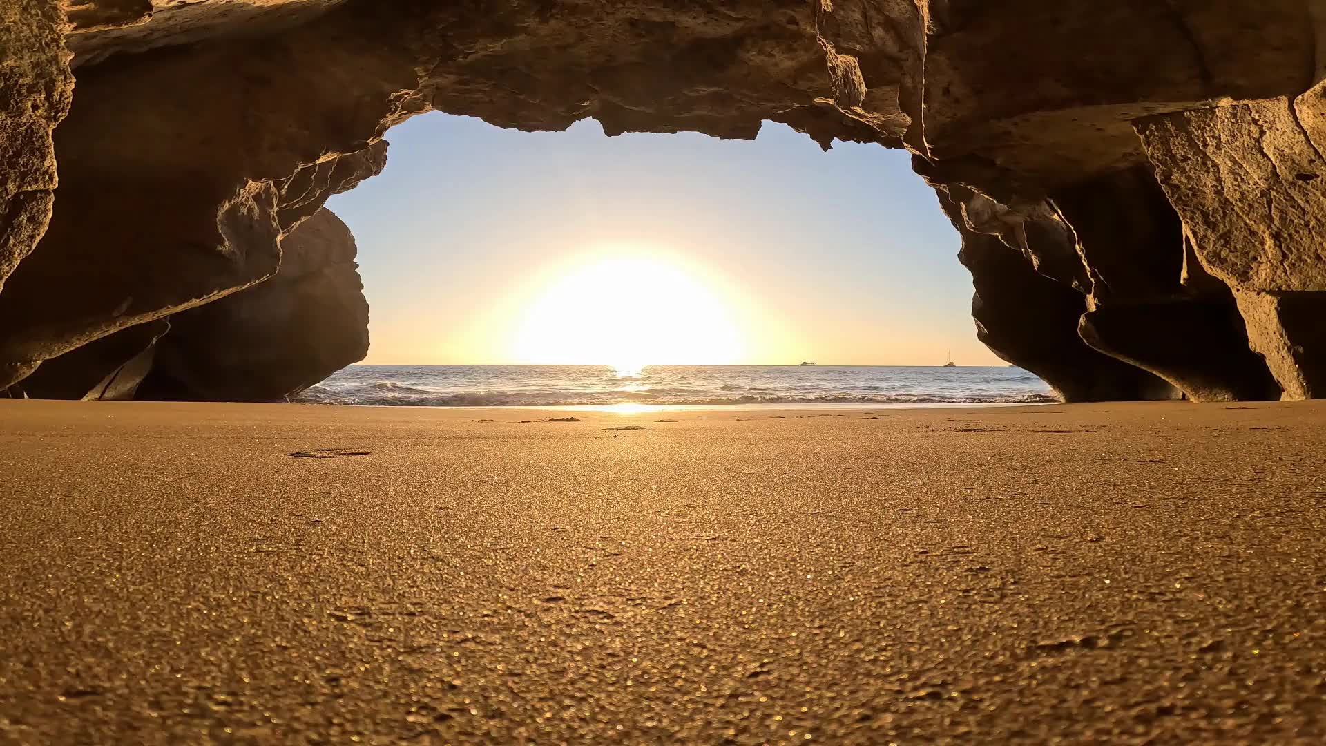 海滩洞穴壁纸 (2k夏日氛围)