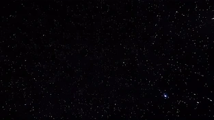 空间 | 4K 120 fps 动态壁纸 | 作者：Cry into Your Pillow
