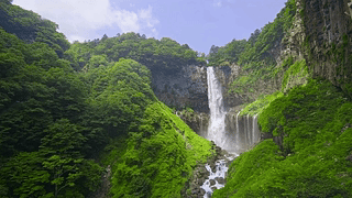 高山瀑布
