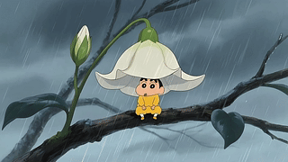 花下躲雨的蜡笔小新