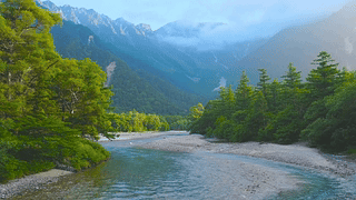 高山云雾山水