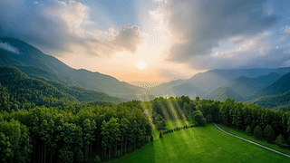 护眼山巅日出
