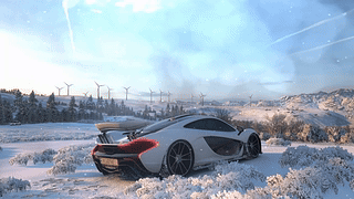 MCLaren P1 在冬季 FH4 4K