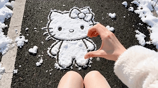 雪地手绘可爱猫咪