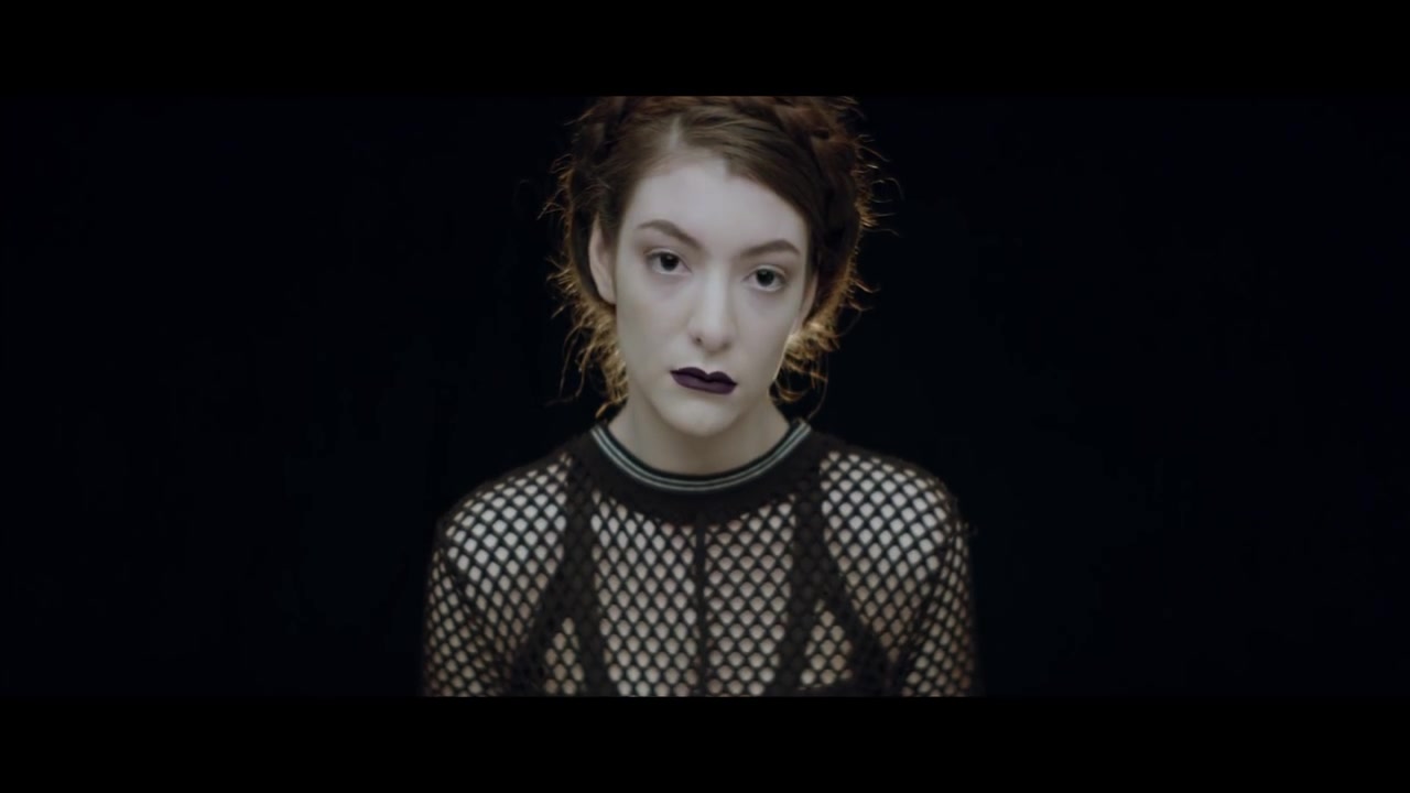 Lorde - Tennis Court