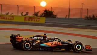F1 McLaren MCL60 (4k)