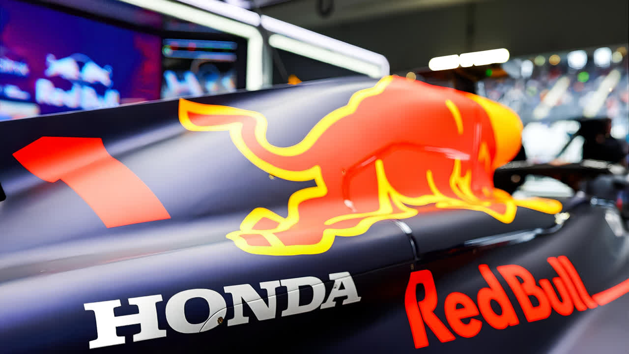 F1 红牛车库