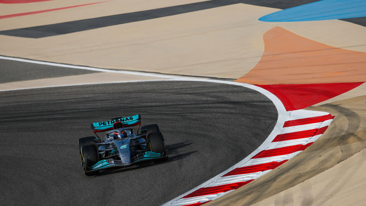 F1 梅赛德斯 - George Russell W13 (4k)