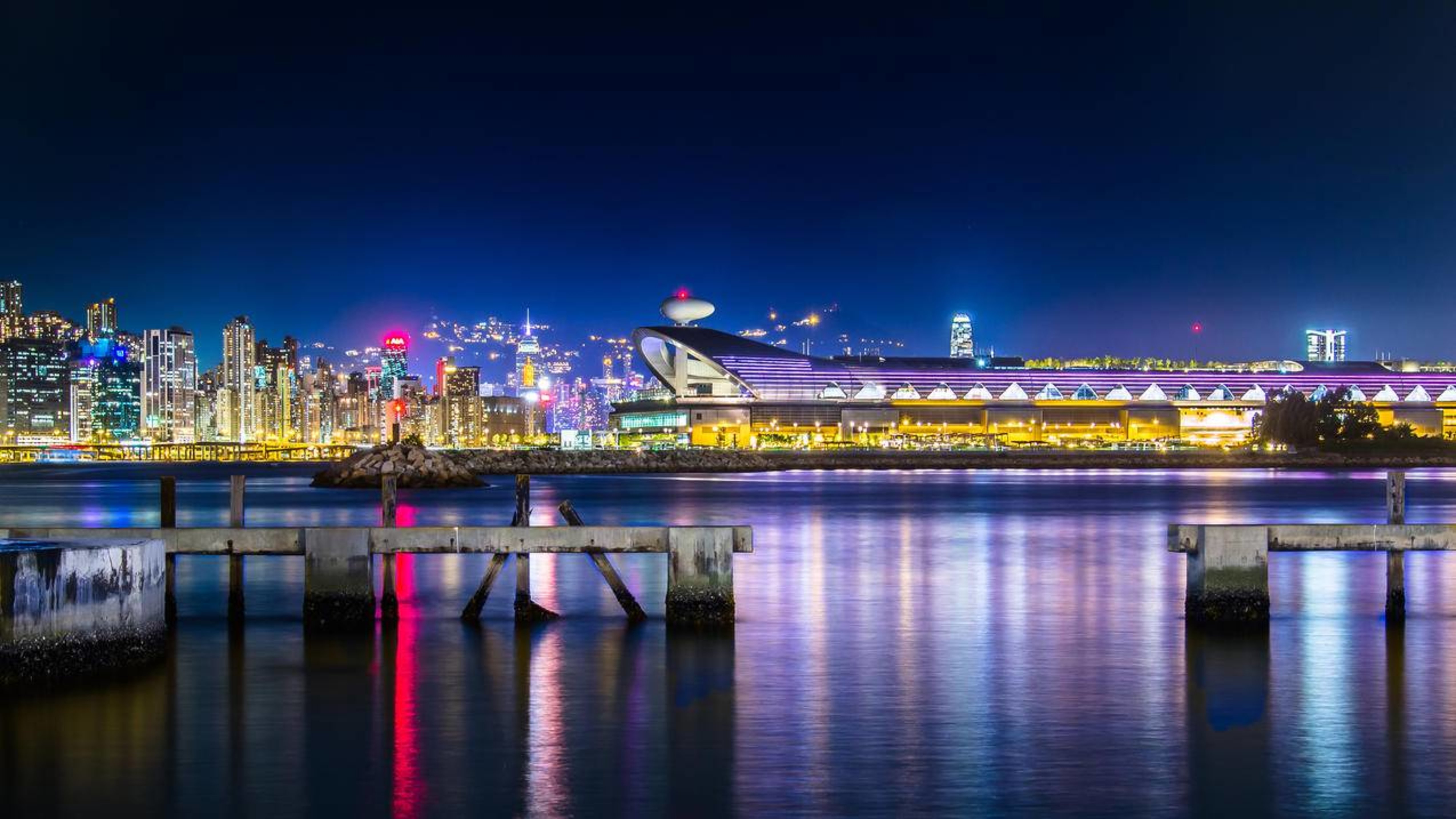 风景城市夜景维多利亚港香港绚丽