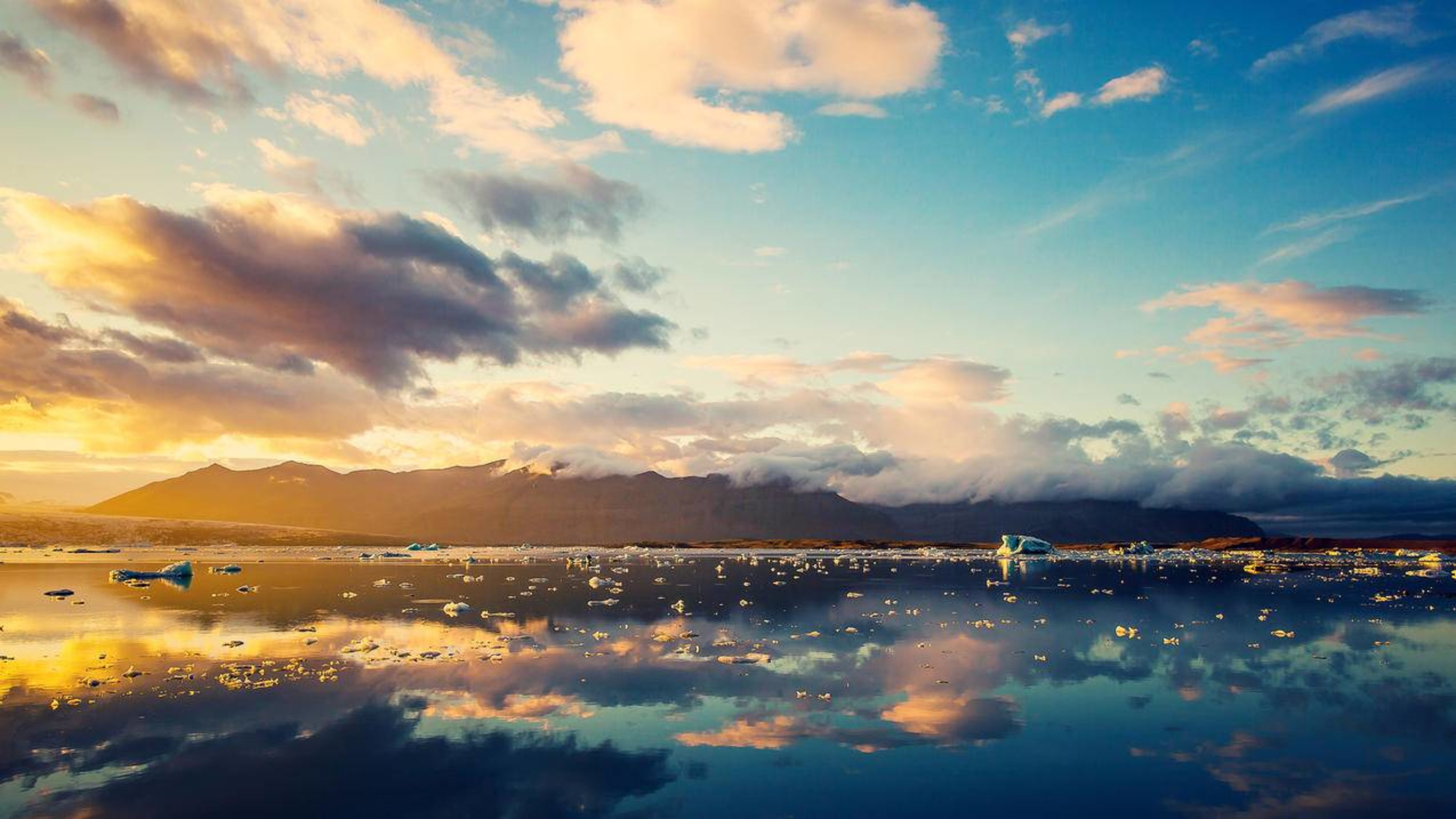 风景夕阳云雾