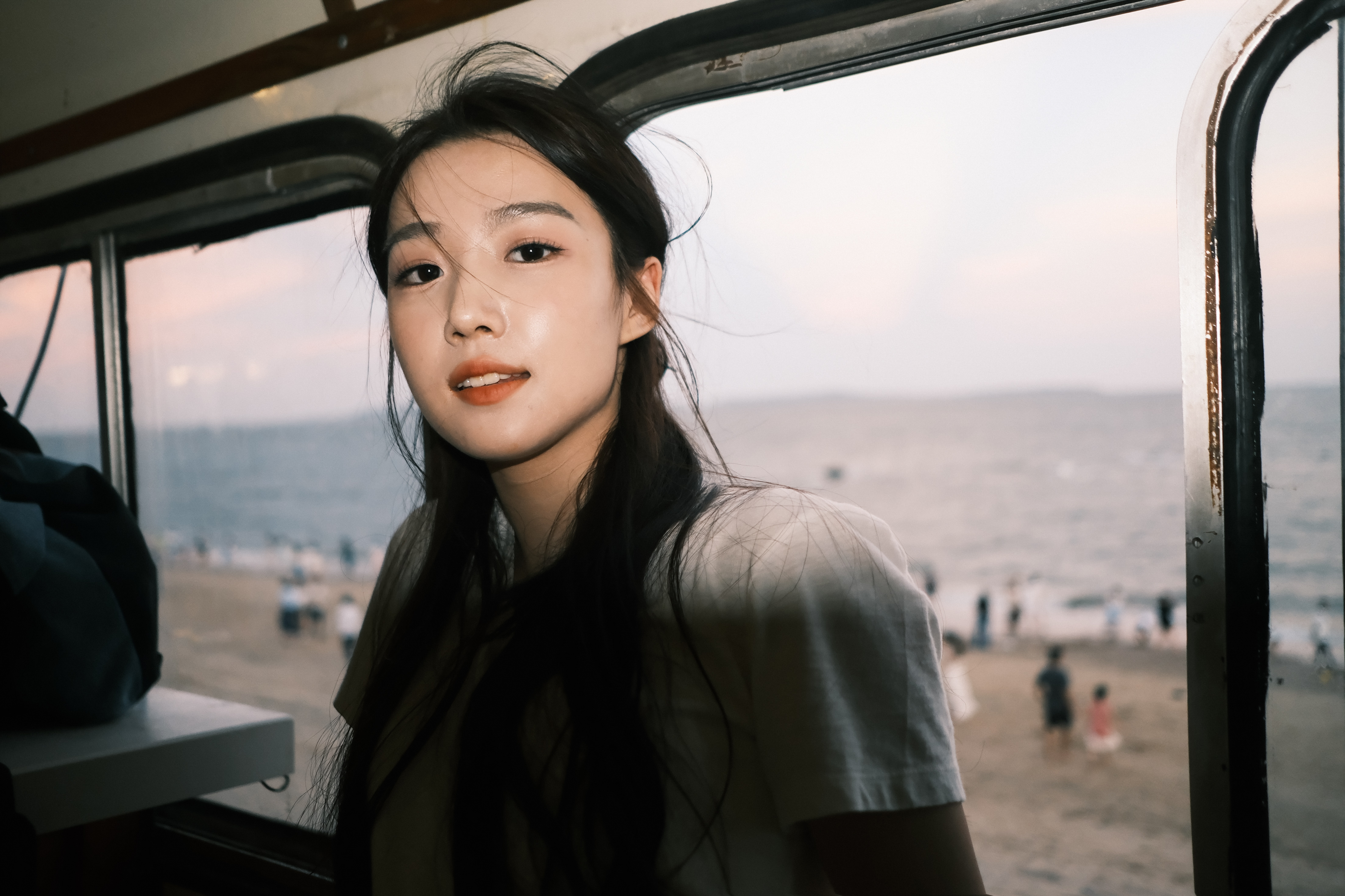 卢昱晓4K美女壁纸图片