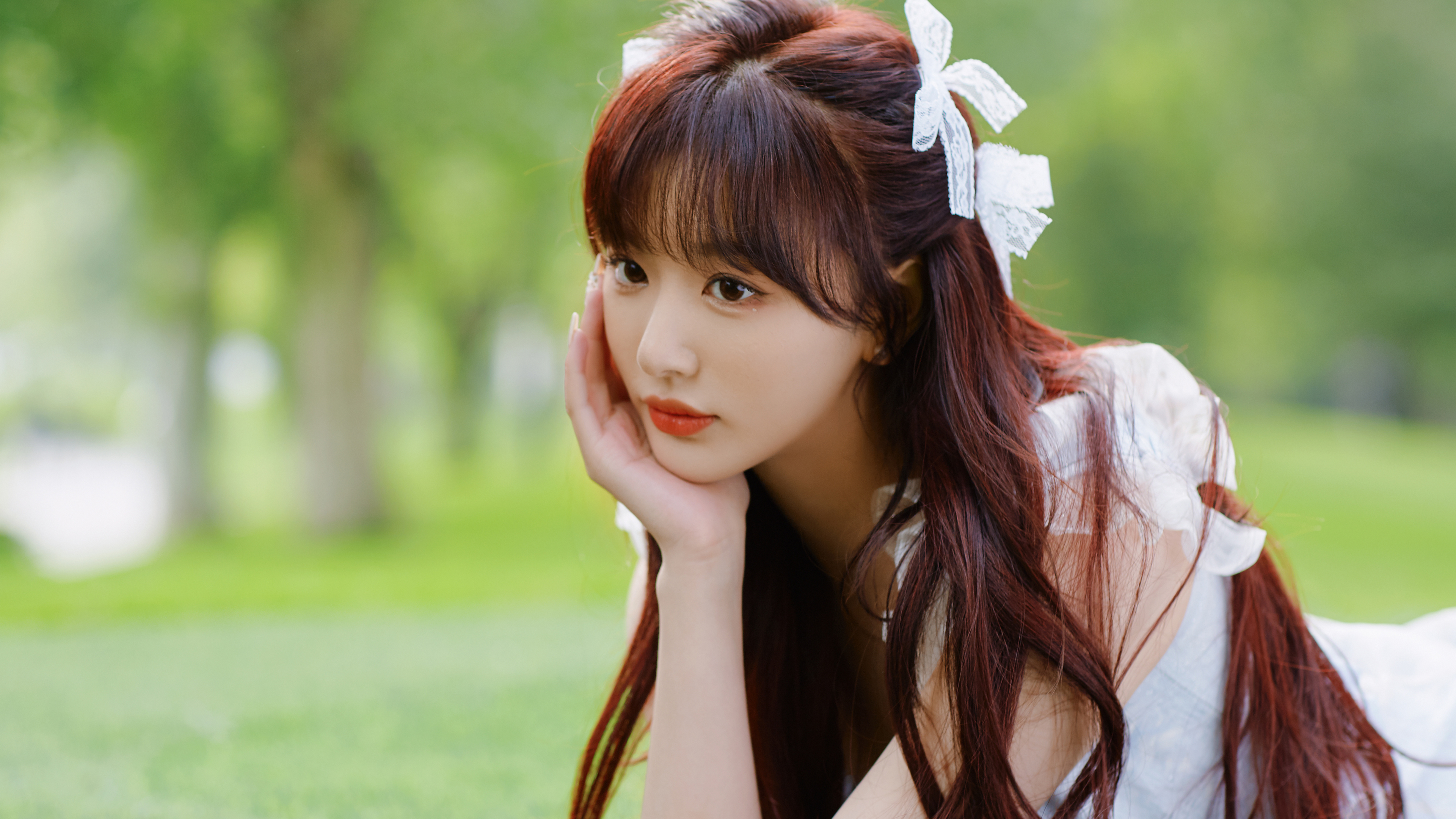 可爱长发美女孔雪儿4k壁