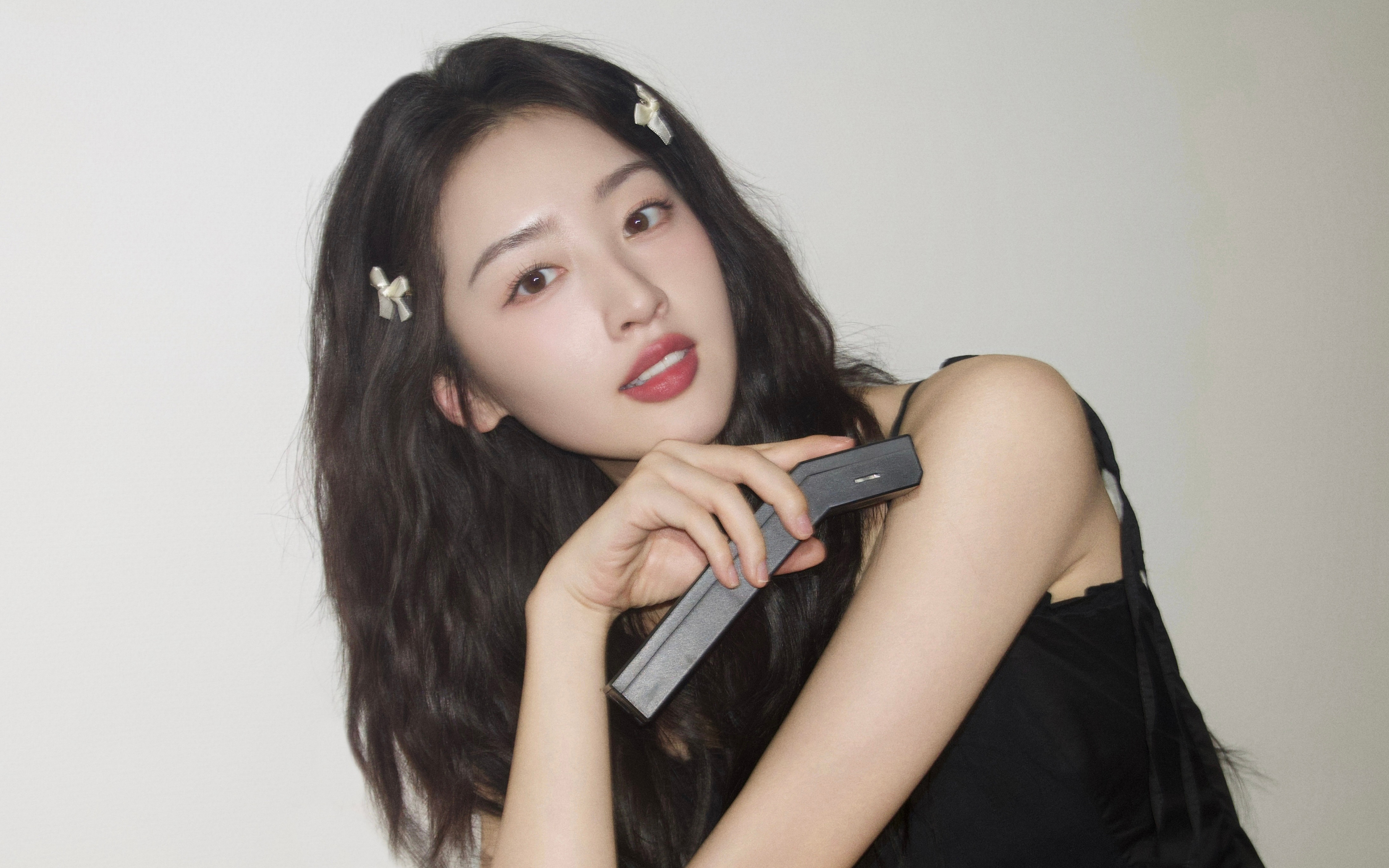 可爱长发美女邓恩熙4K壁