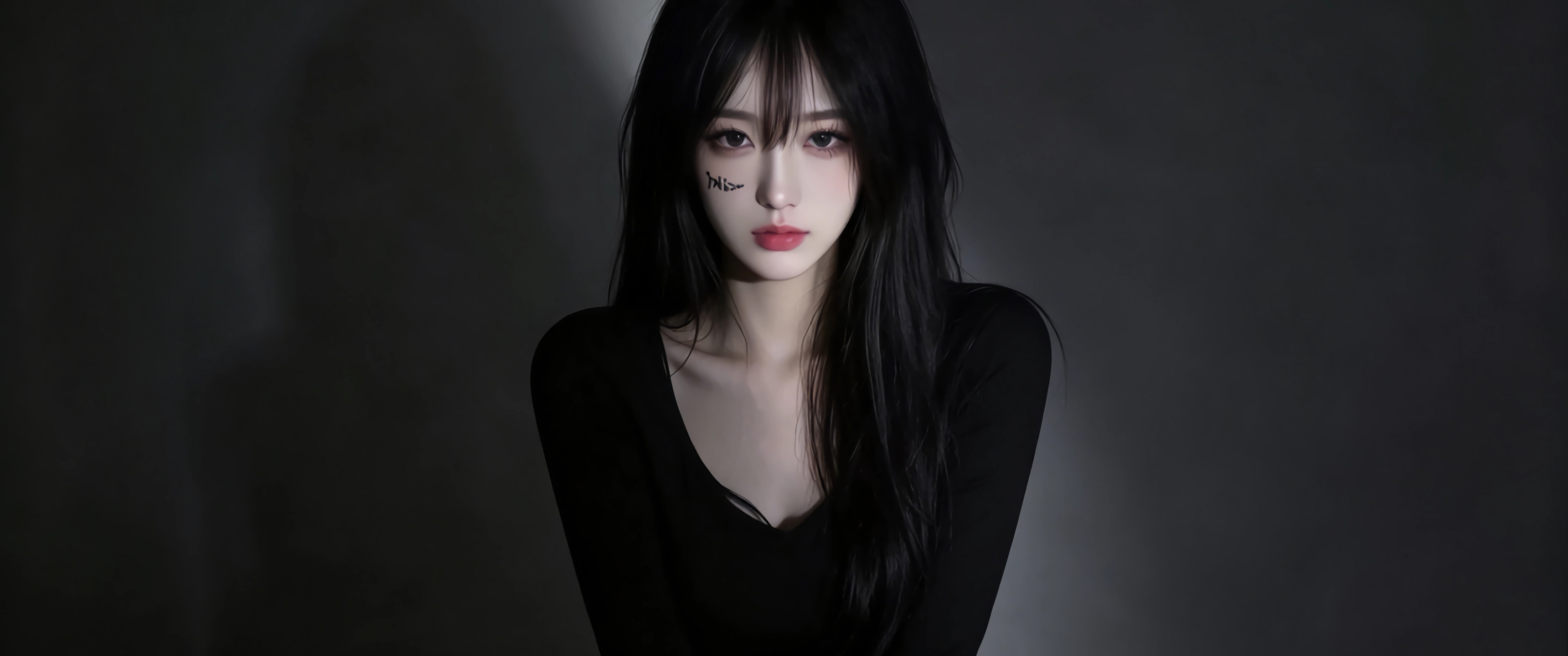 好看长发美女 黑色衣服 暗黑色背景3440x1440带鱼屏壁纸