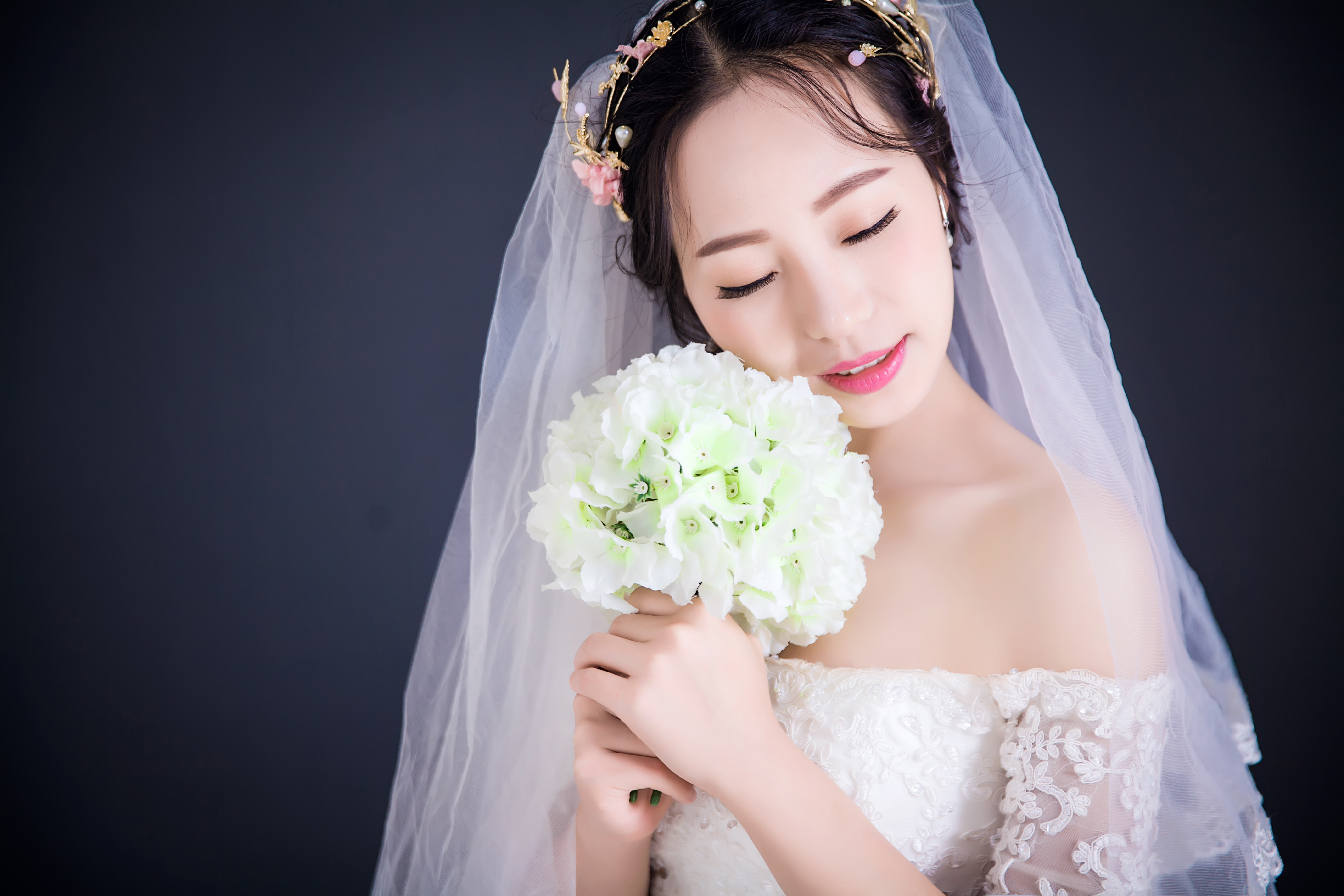 新娘 婚纱照 鲜花 5K高