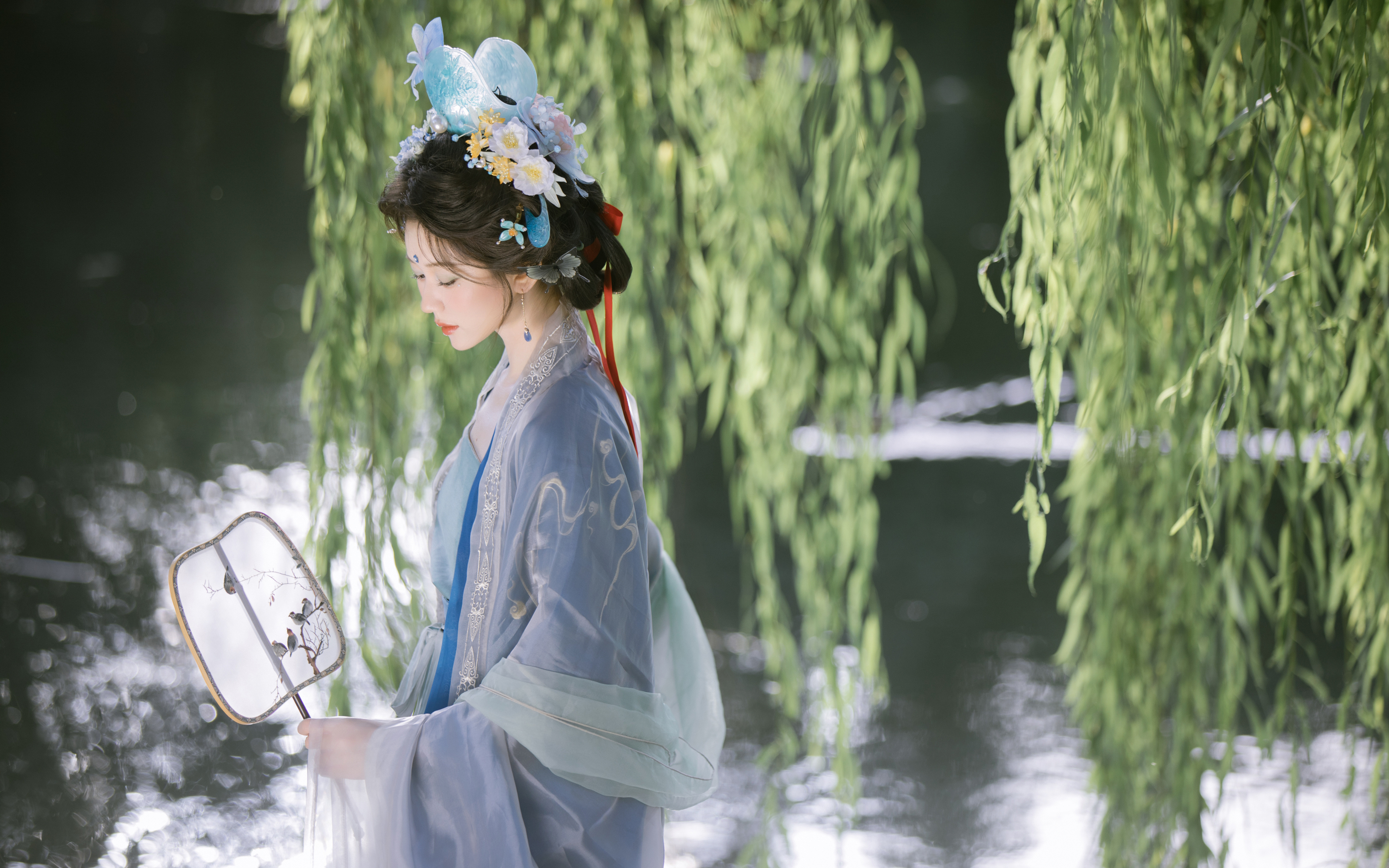 杨柳树 汉服美女 竹大宝