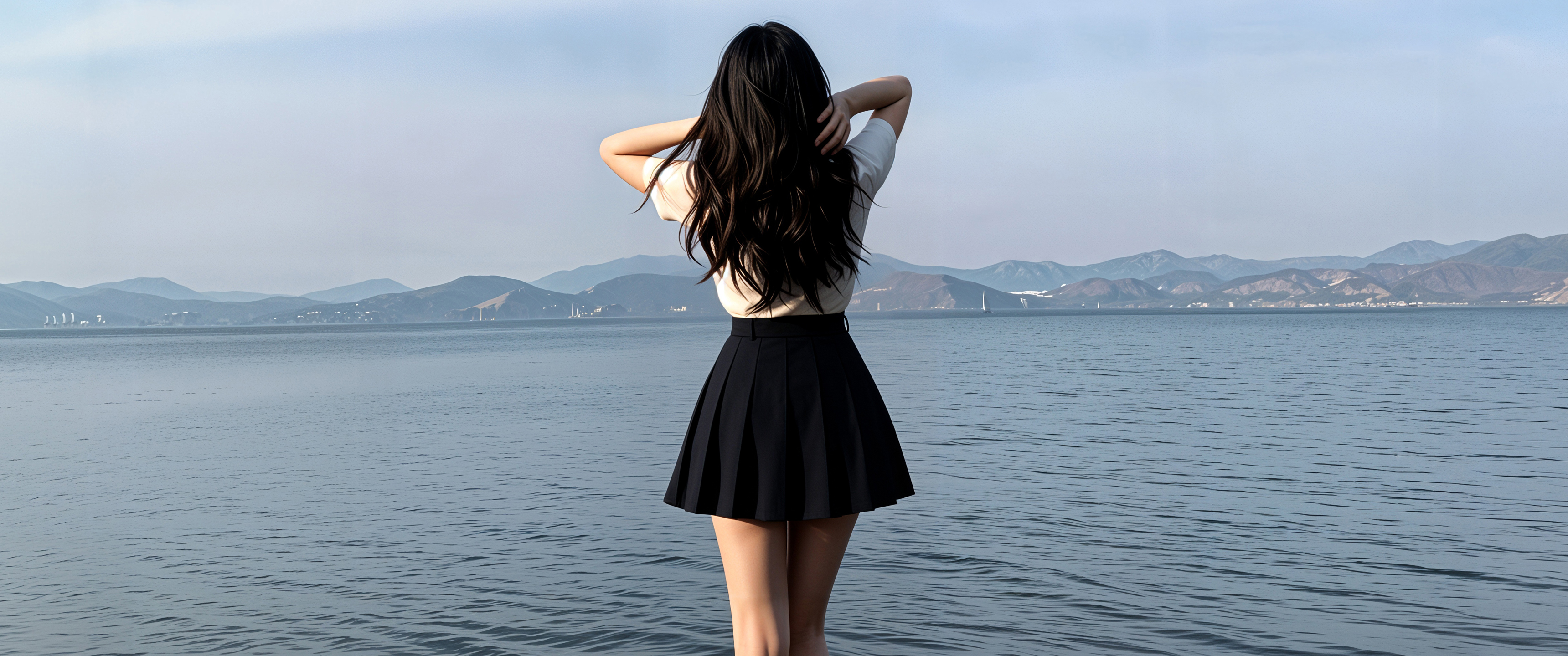海水 长发美女背影 黑色