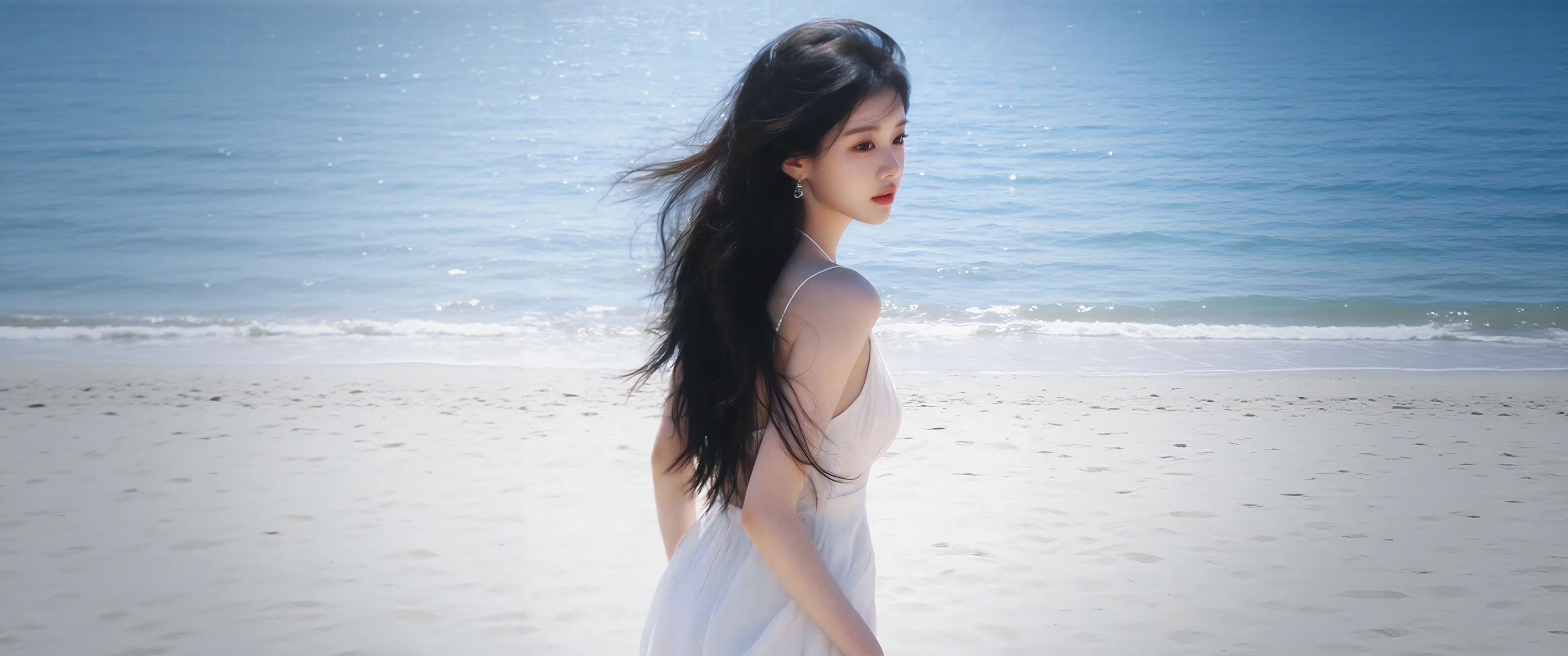 海滩 白裙优雅美女 回眸