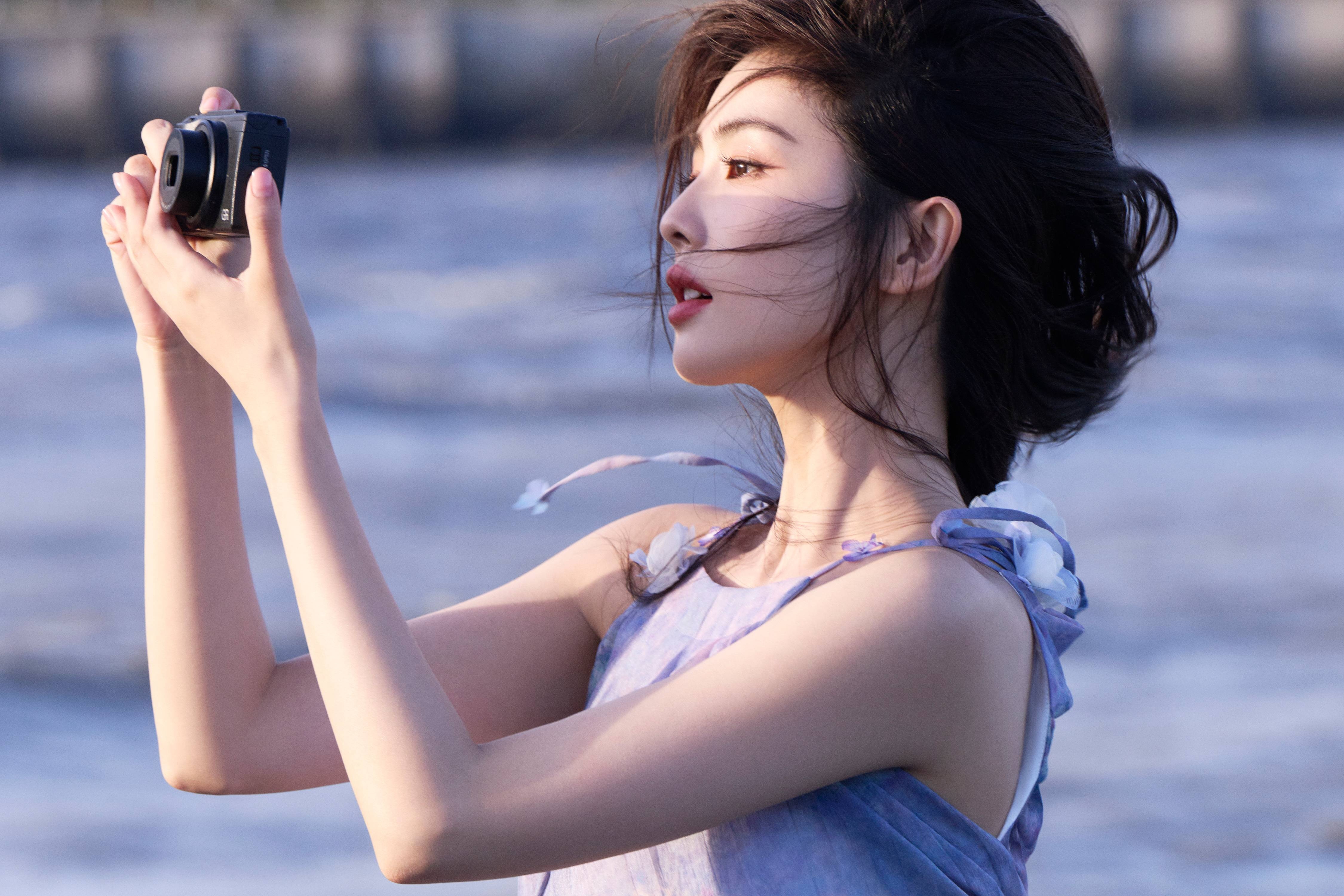清新 相机美女 自然 蓝