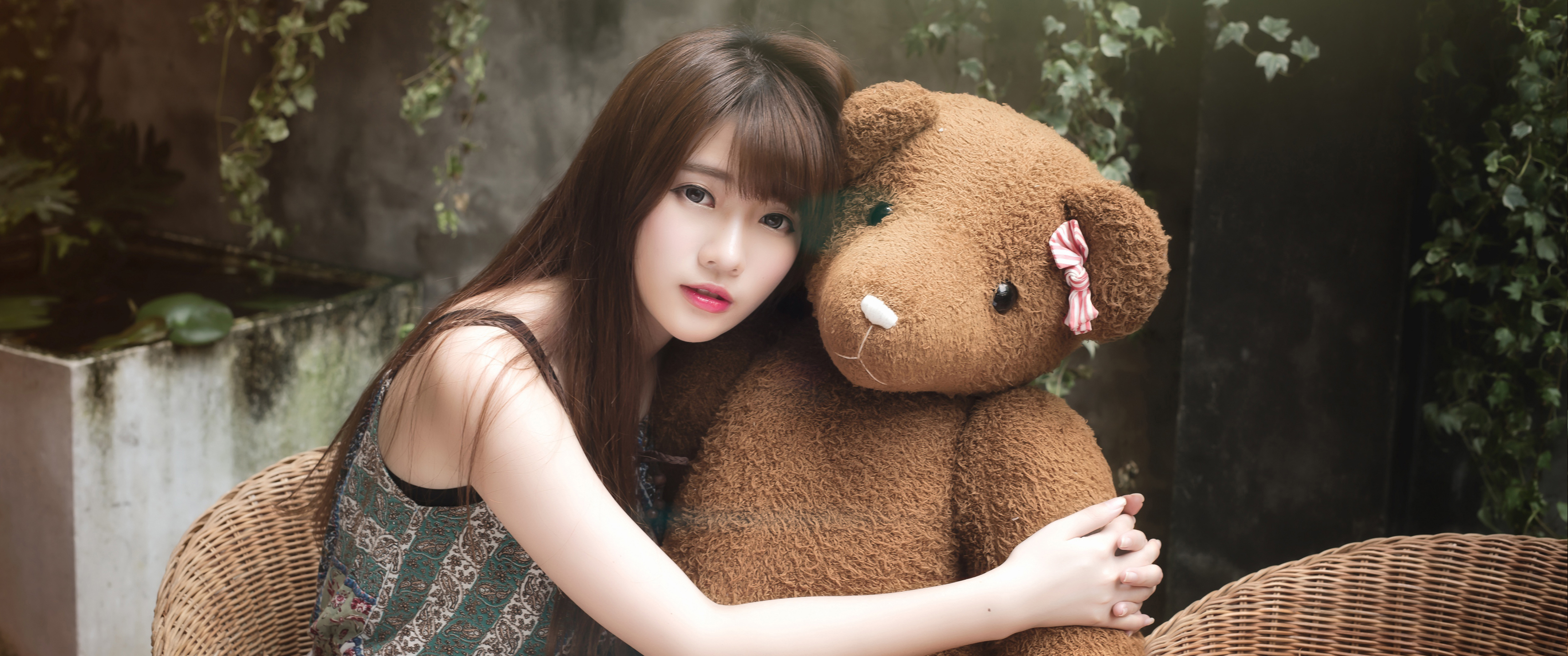 清纯女孩泰迪熊3440x144