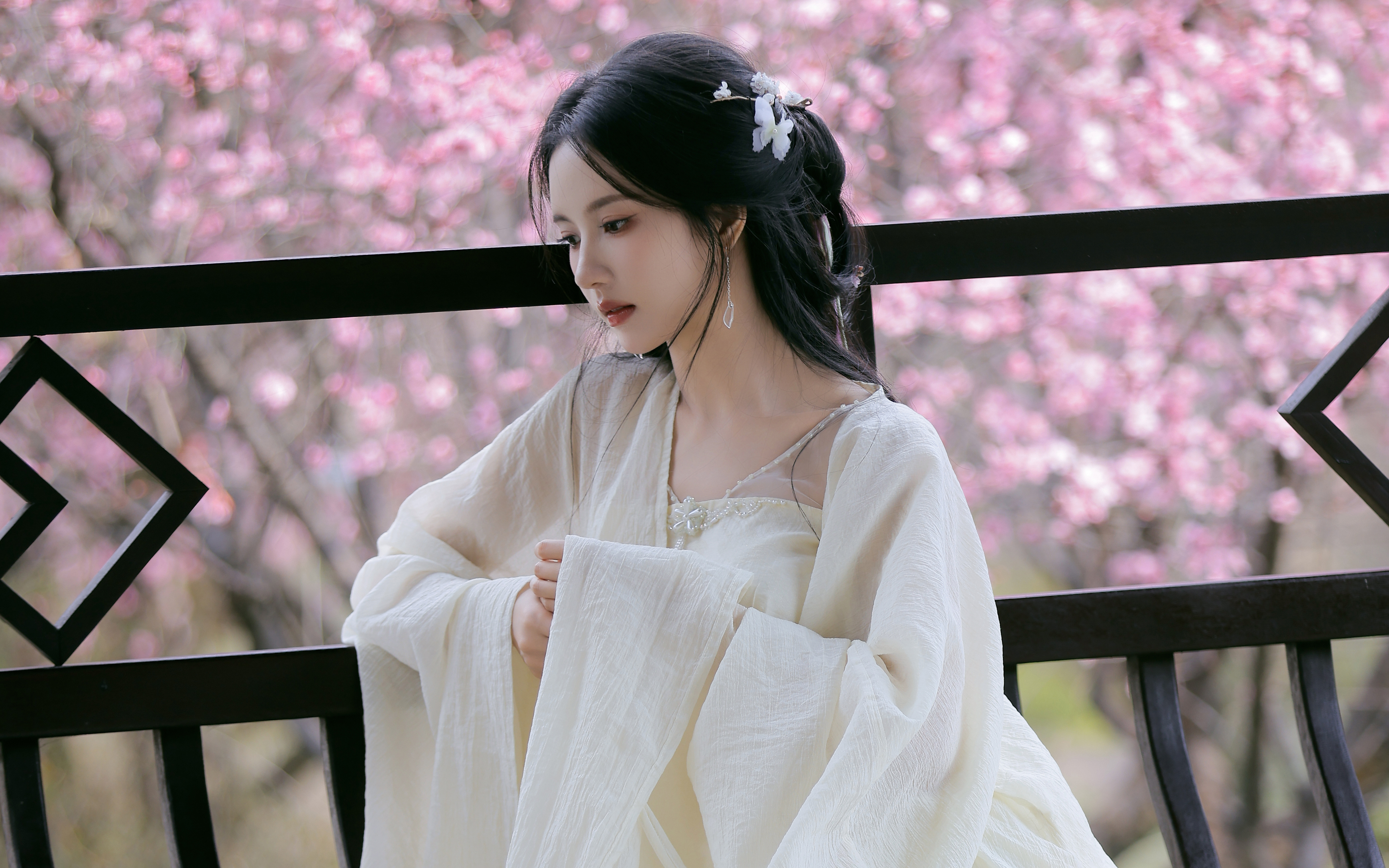漂亮唯美古风美女刘些宁