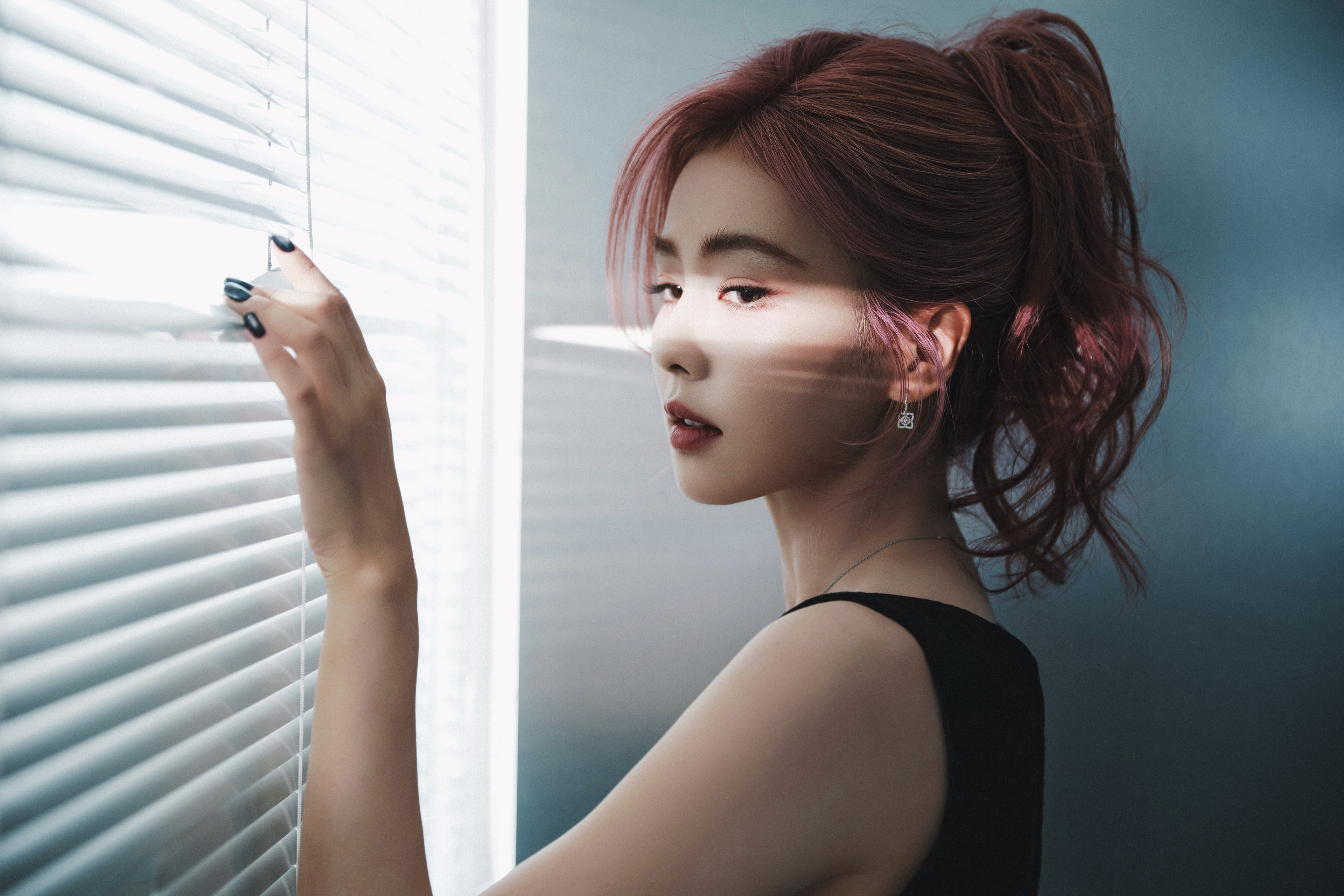 白鹿 光 4K美女电脑壁纸