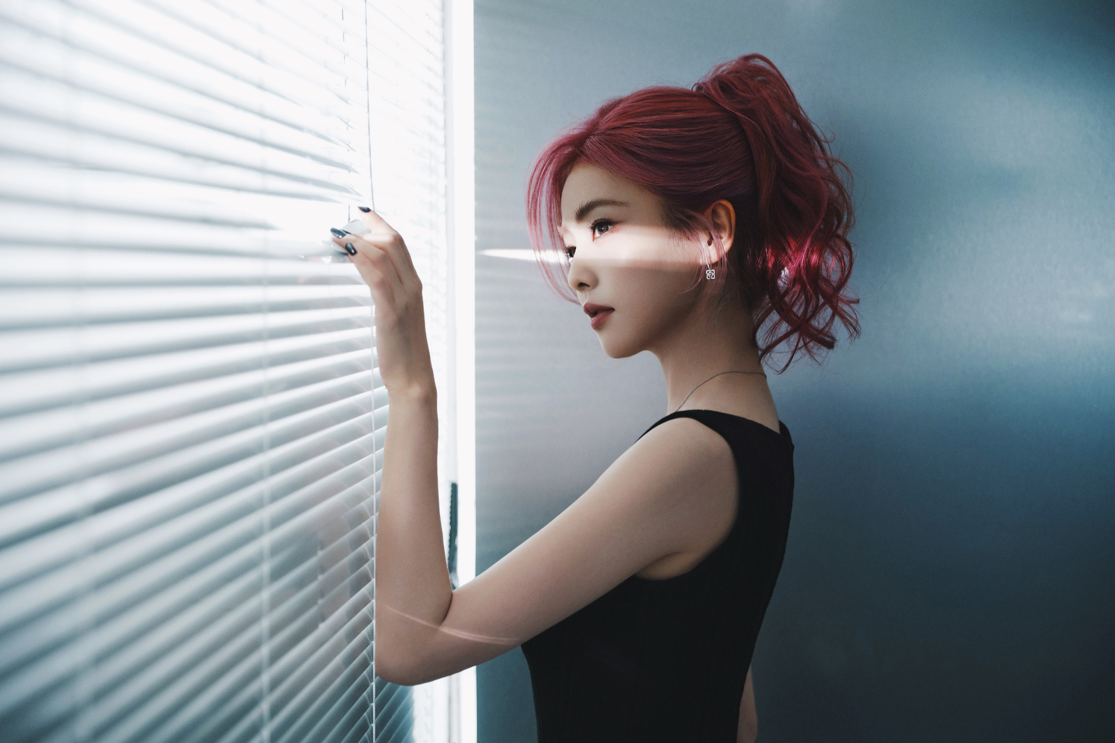 白鹿 窗 光 4K美女壁纸3