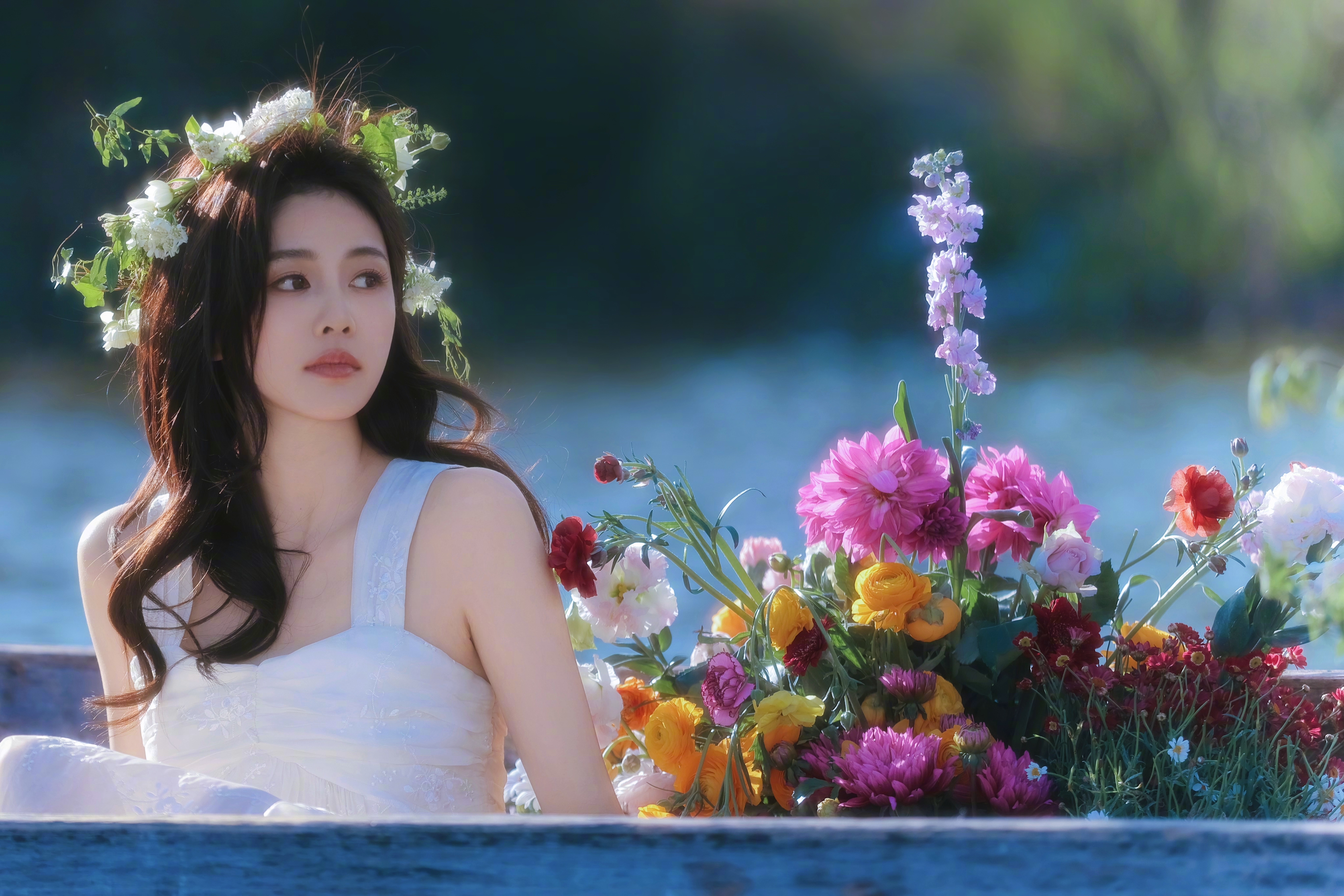 白鹿 花环 鲜花 5K美女