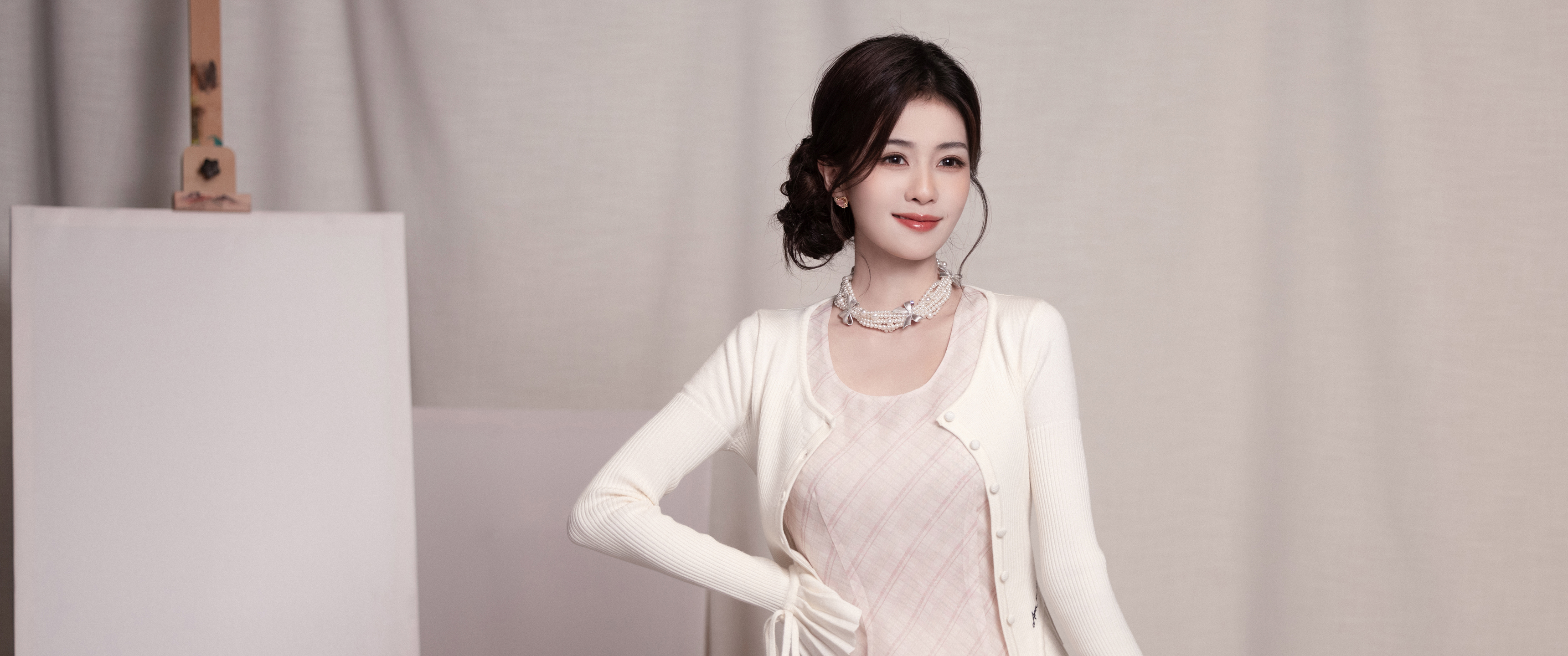 白鹿 超清美女带鱼屏壁纸3440x1440