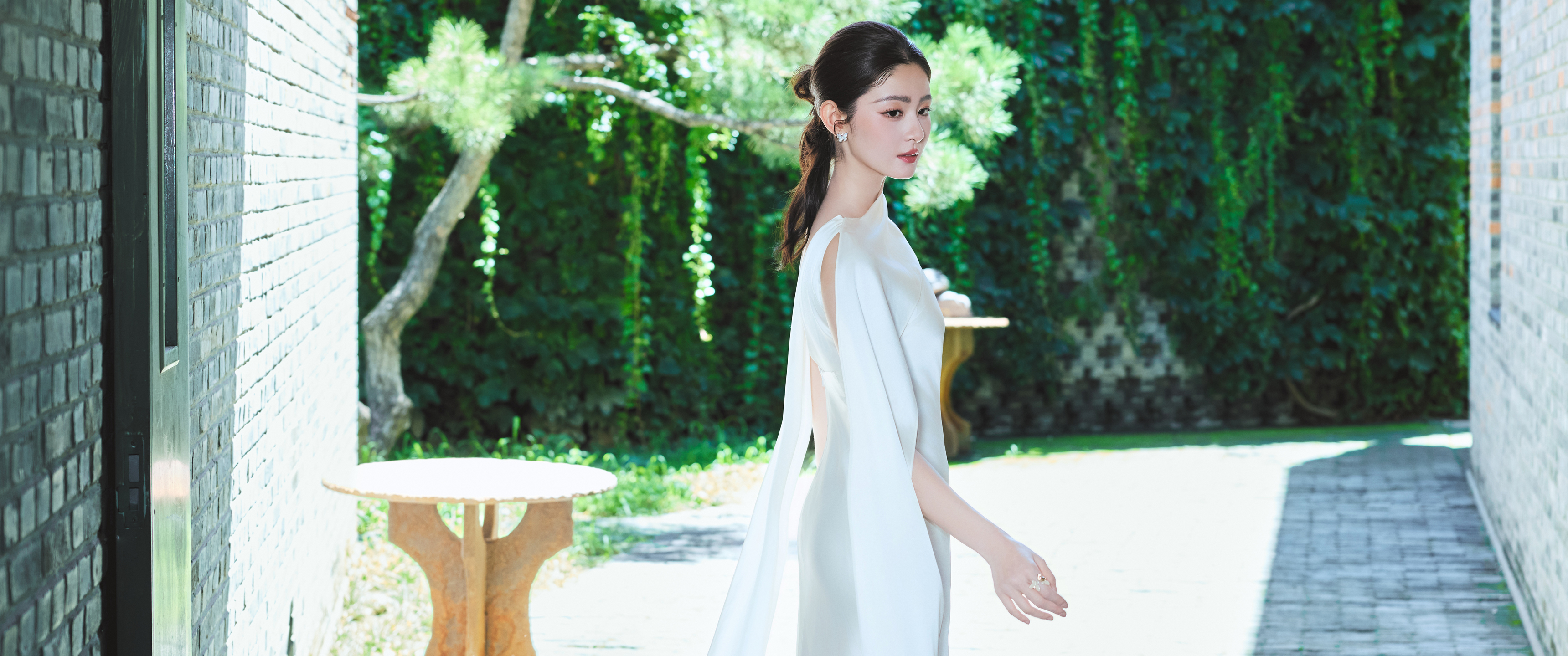 赵晴3440x1440美女带鱼