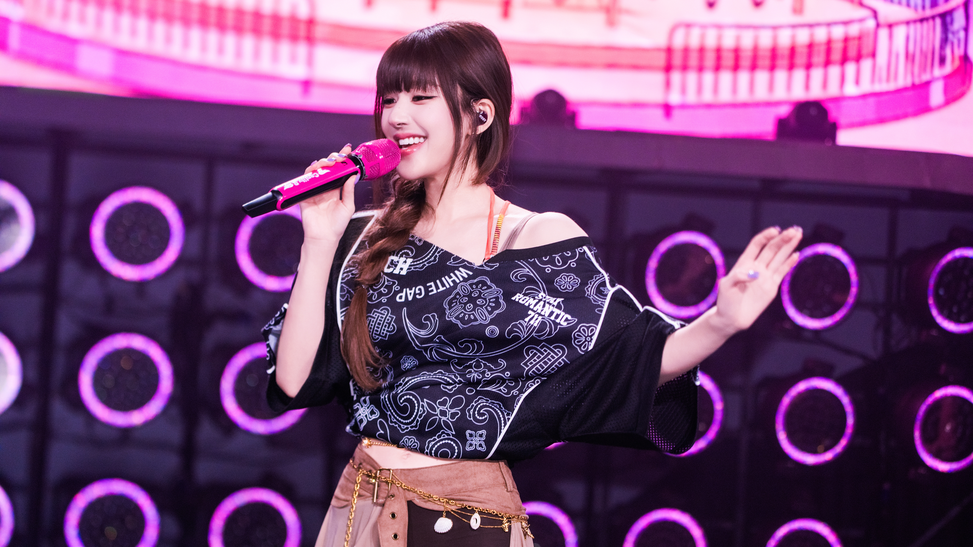 赵露思澳门演唱会图片4K高清壁纸3840x2160
