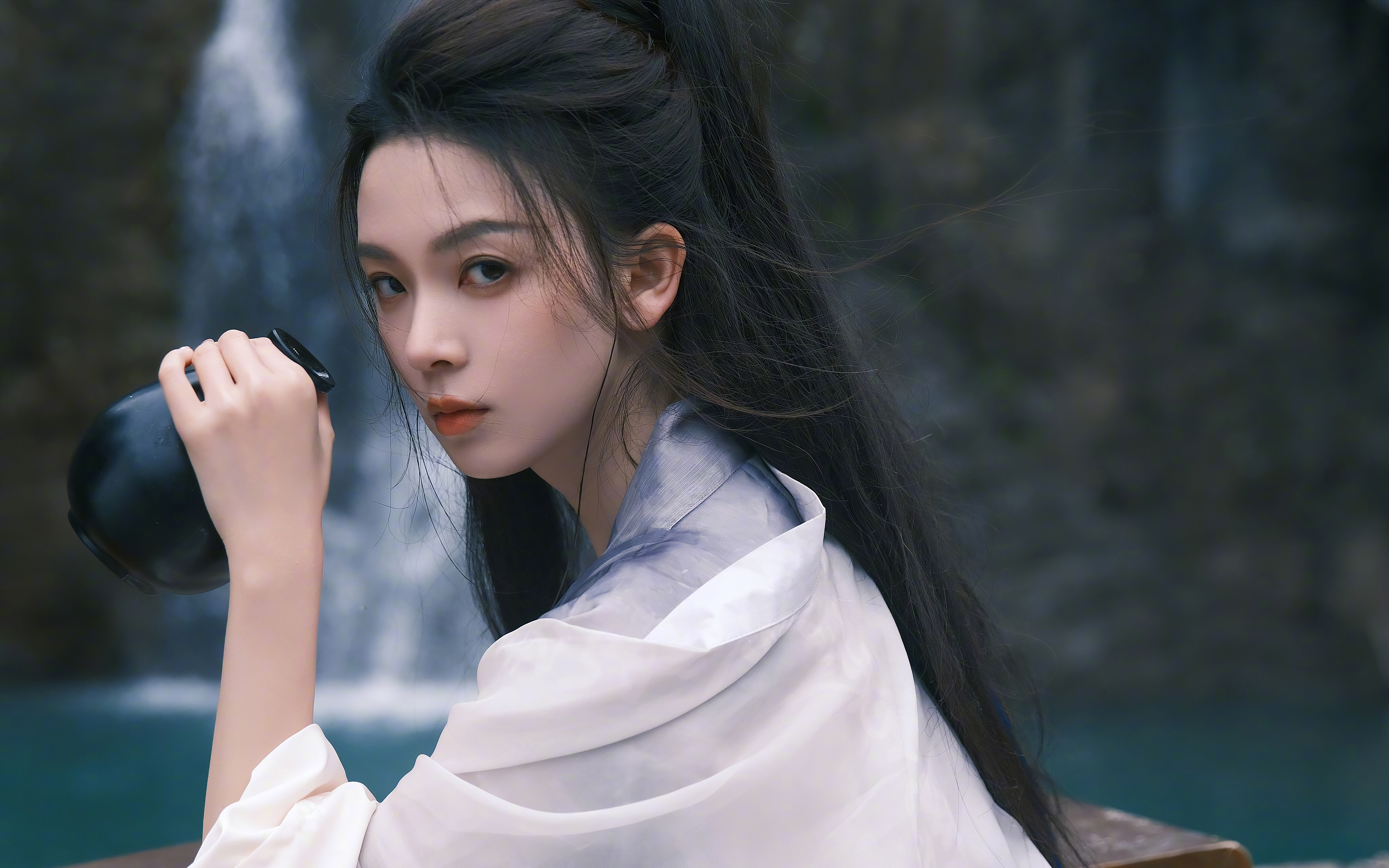陈瑶 古风 酒壶 4k壁纸