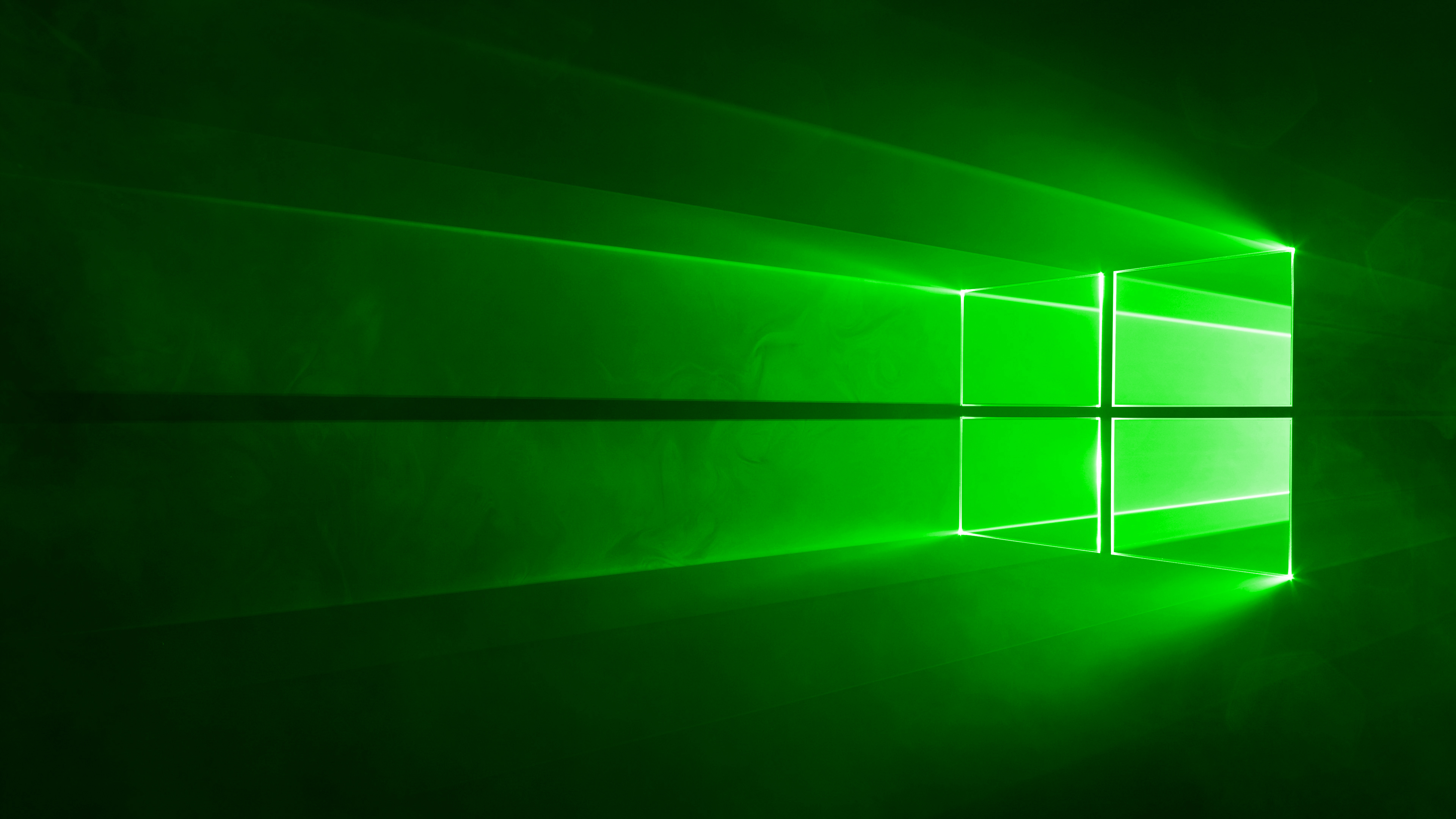win10英雄绿色4k壁纸_16788