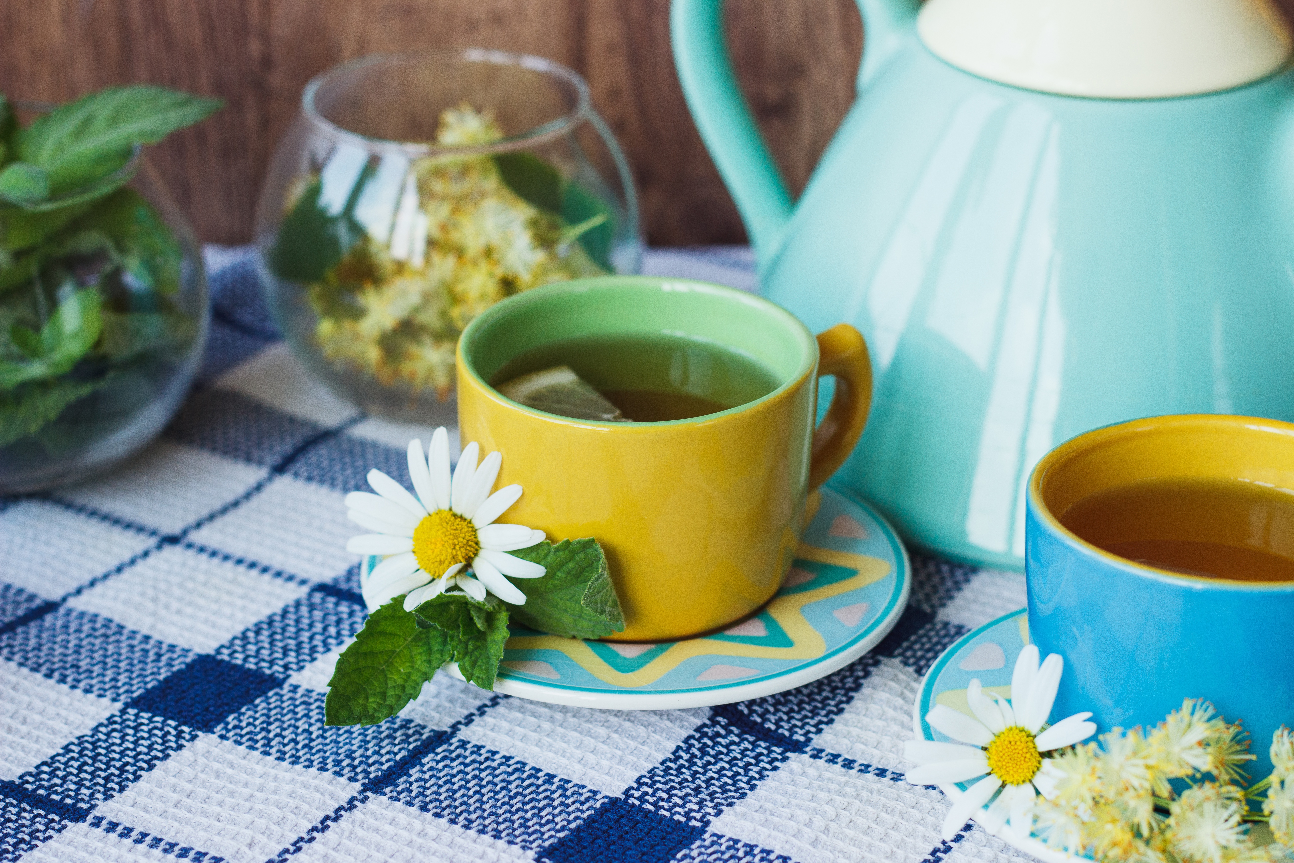 茶 柠檬 甘菊 茶杯 桌布