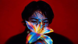 红色肖像 - Tavin