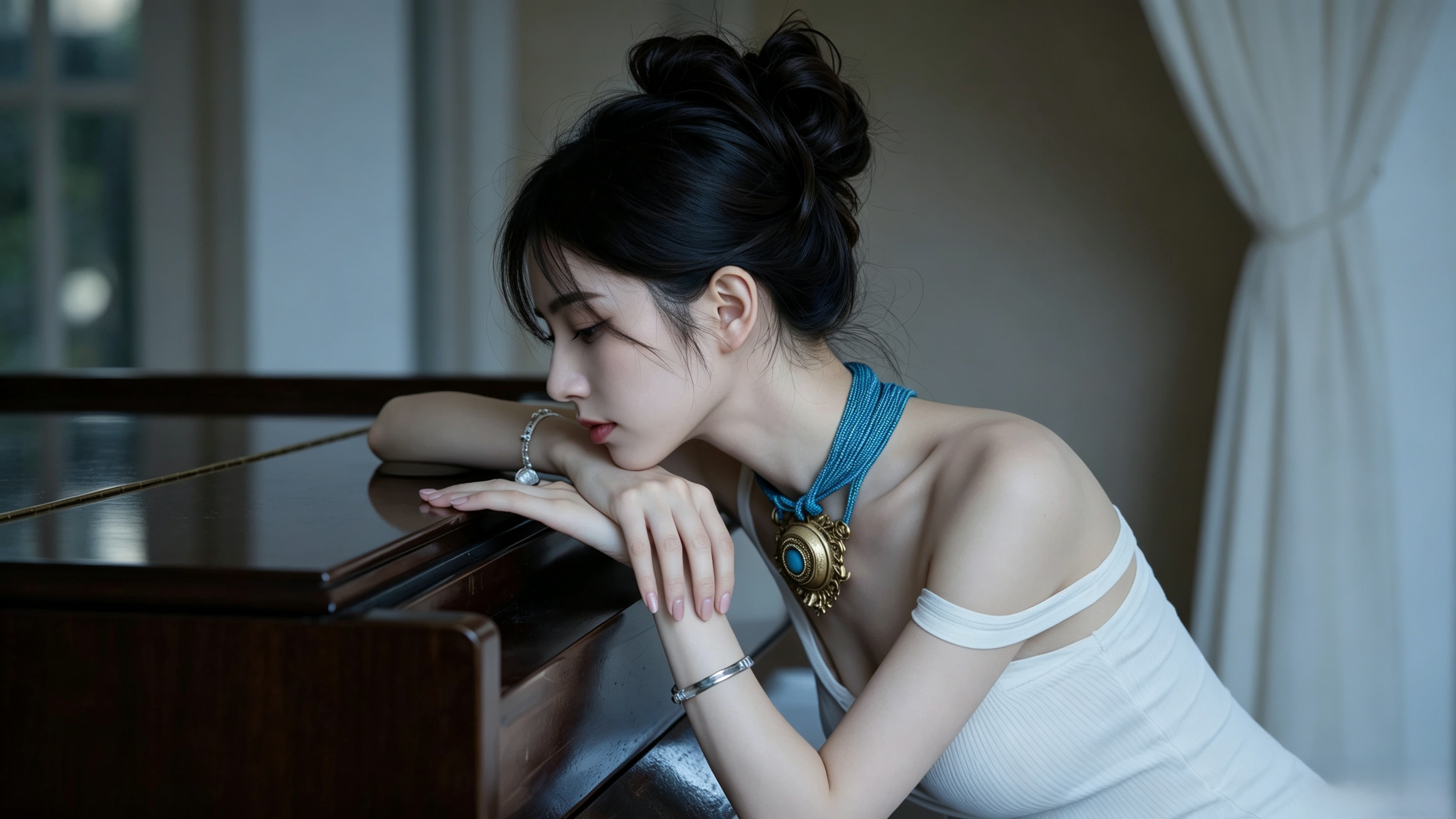丸子头-优雅侧脸