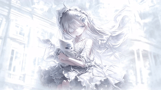 银白长发抱玩偶少女