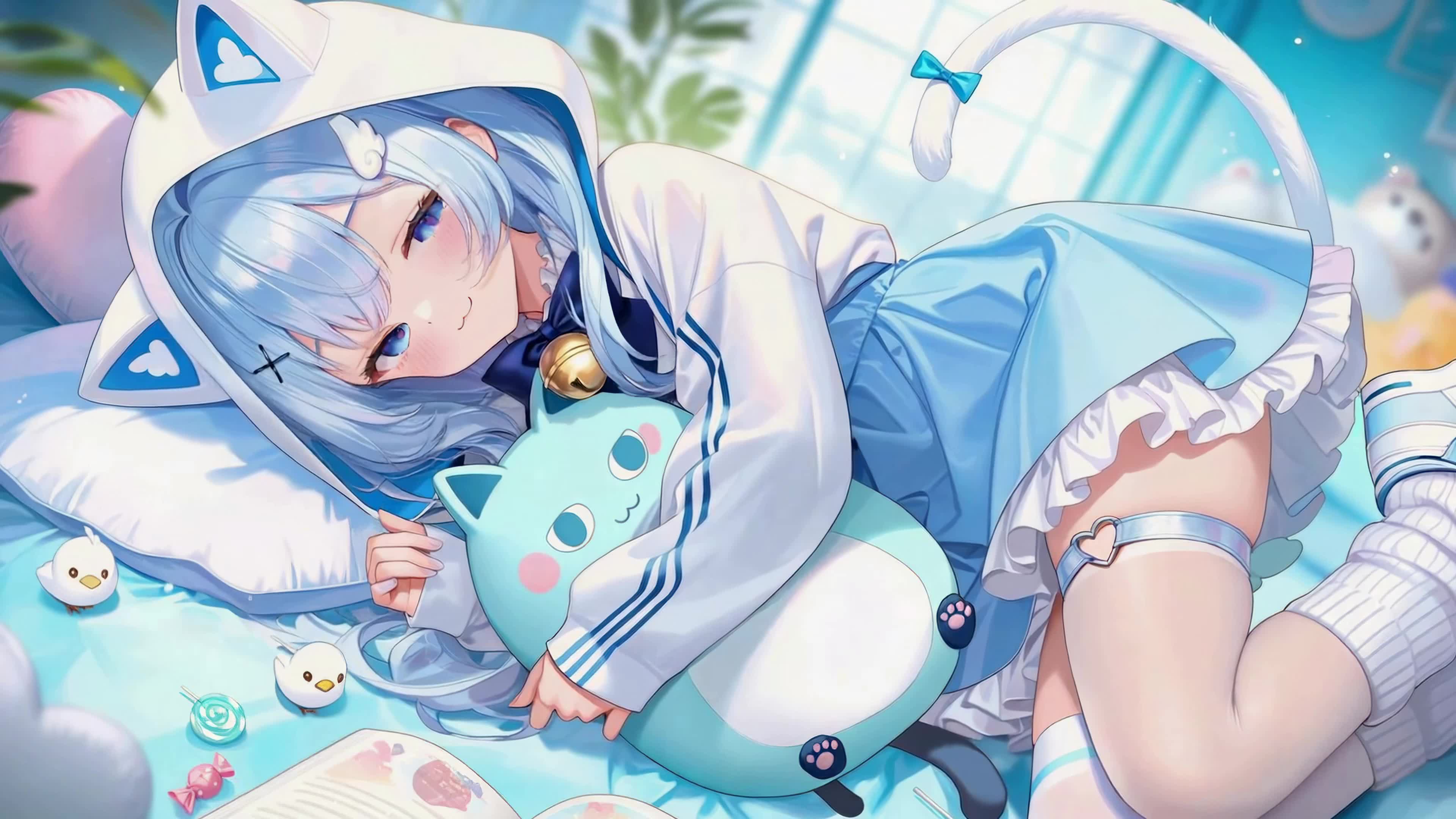 蓝发猫耳少女卧榻小憩