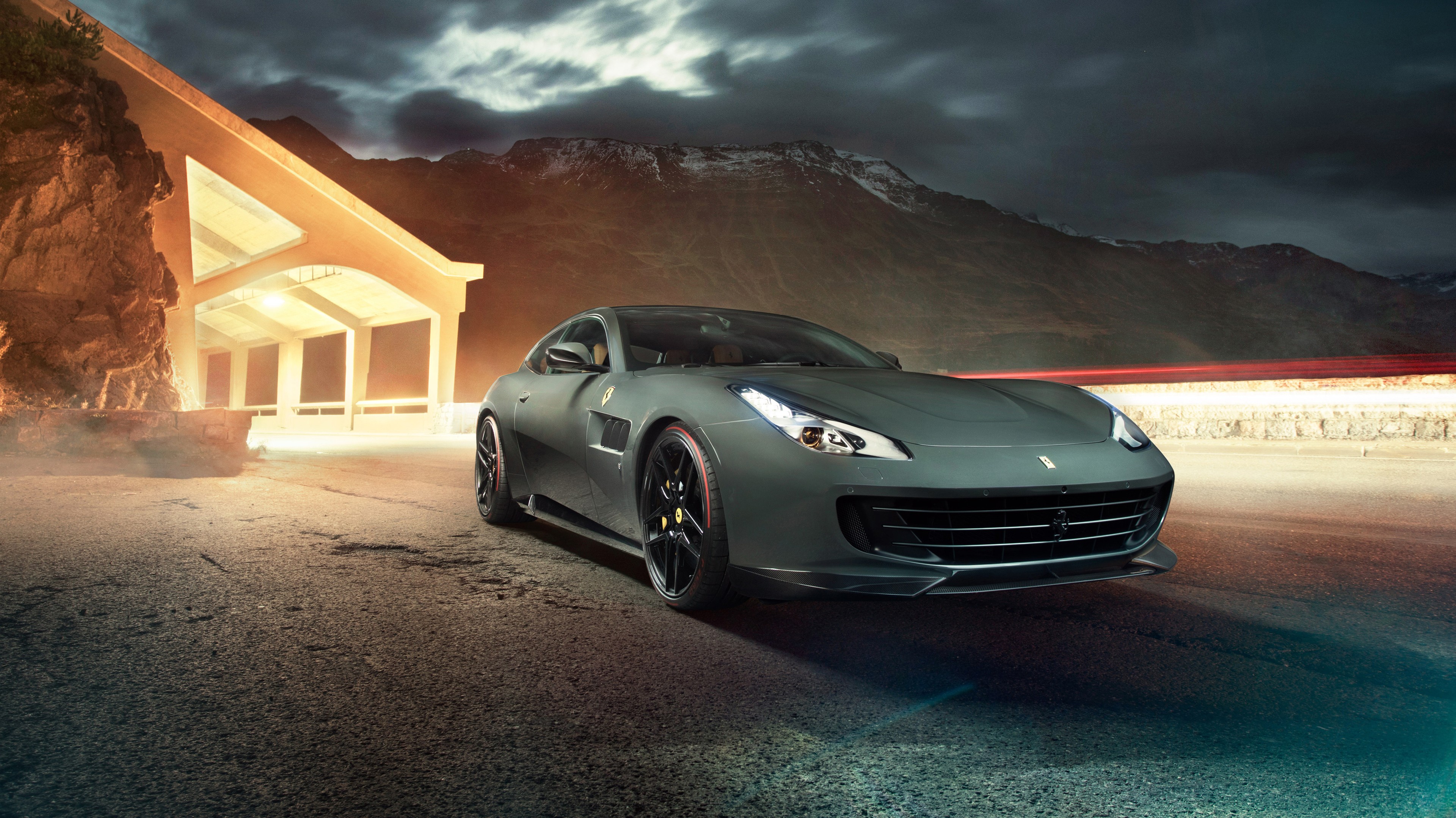 2017 Ferrari GTC4Lusso_16018