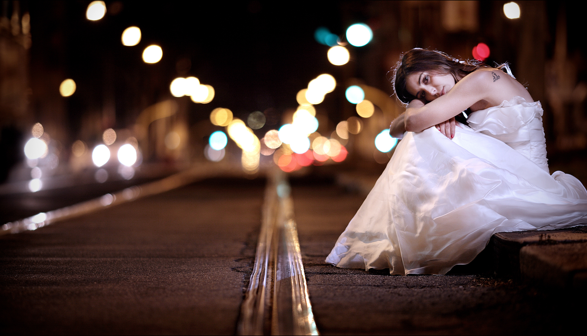 夜晚街道灯光漂亮女孩心_3968