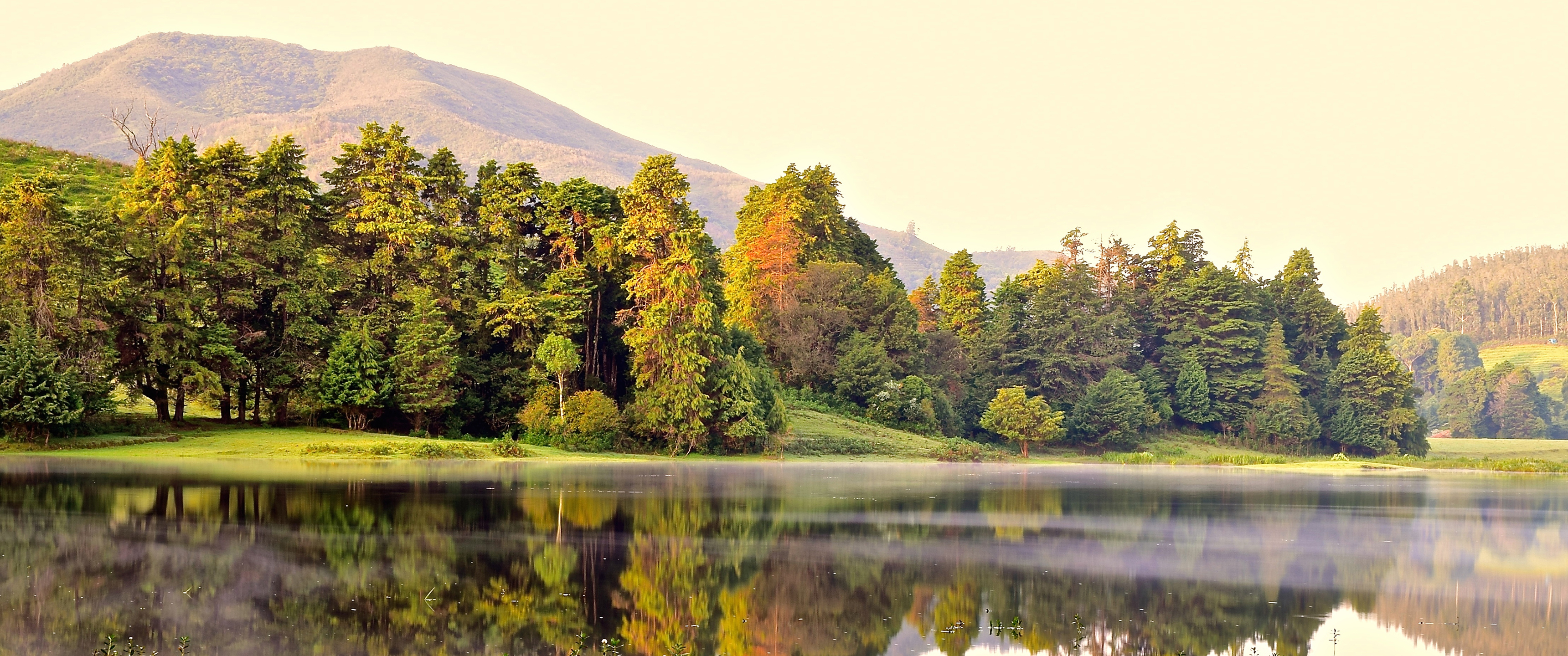 平静的山水倒影3440x144_18408