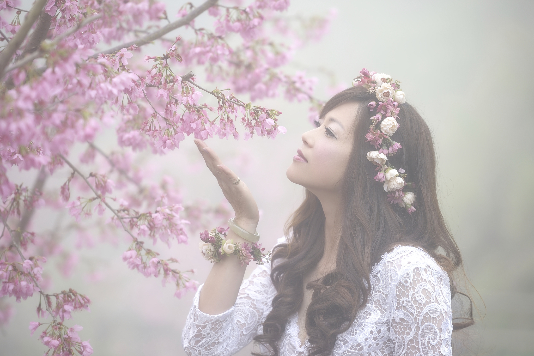 春天樱花女孩唯美图片_4140