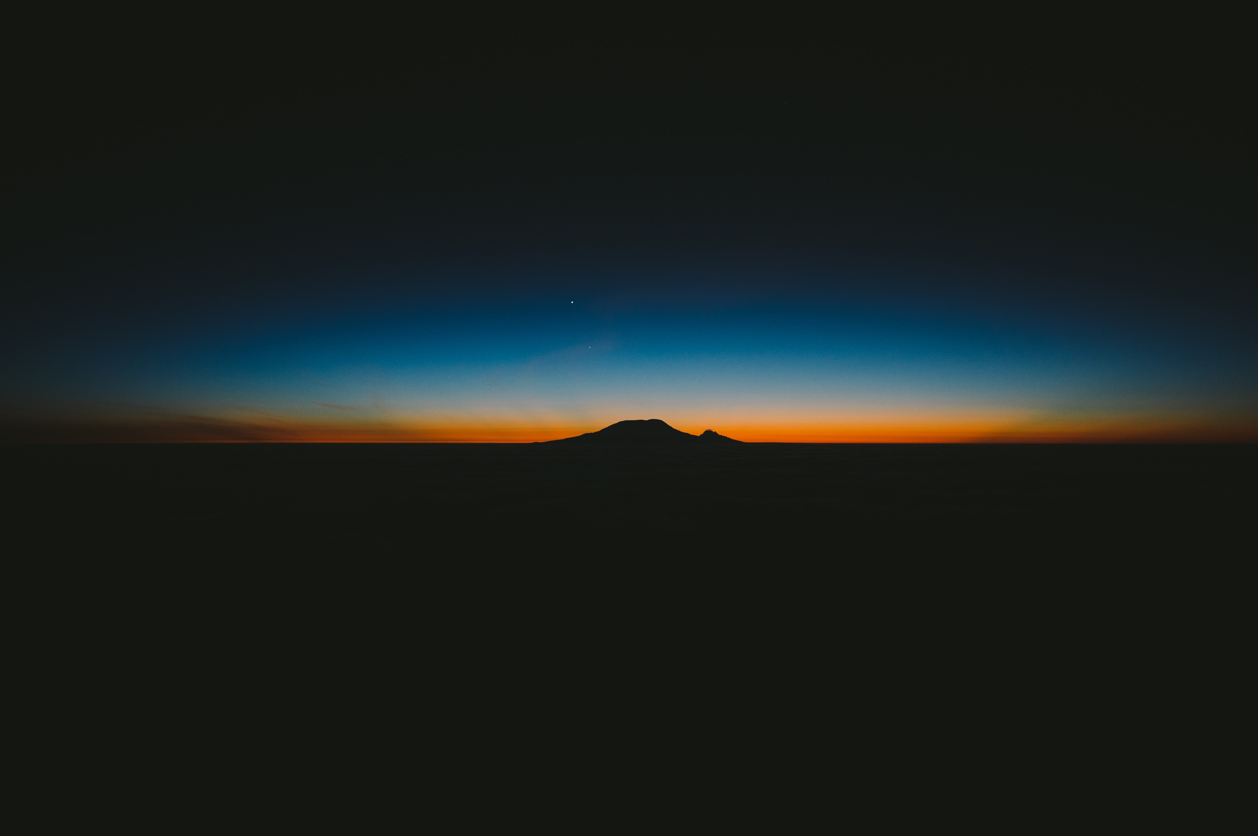 美丽的夜晚星空风景4K壁_9102