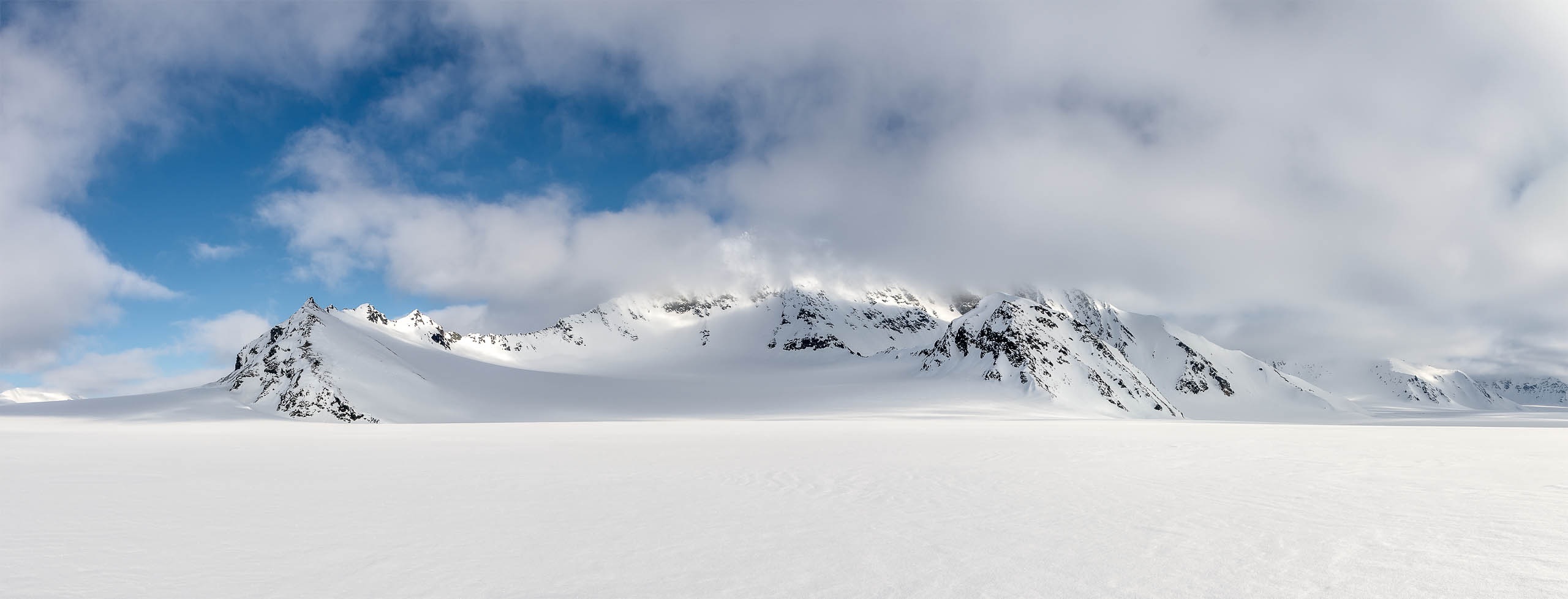 雪山高峰白云风景摄影图_3542